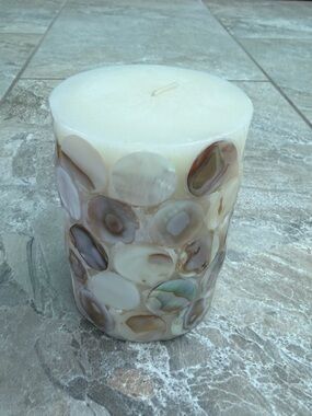 Mosaic Pearl Pillar Candle